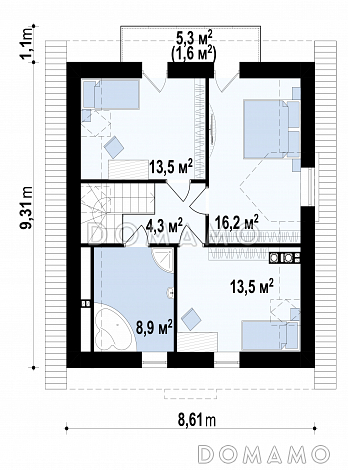 Проект загородного дома с просторной гостиной, балконом, террасой, изолированной кухней / План мансардного этажа