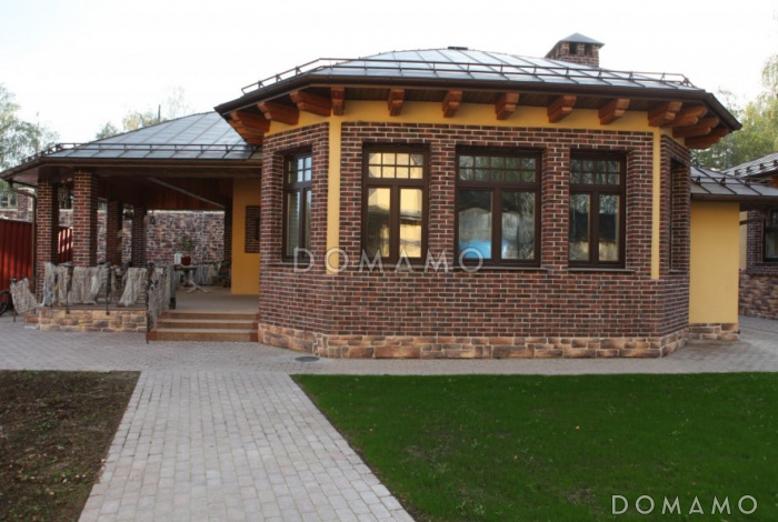 Проект беседки из кирпича с парной и санузлом